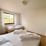 Slnecny 2-izbovy Pod Lesom, Apartmán Vysoke Tatry
