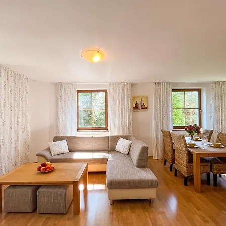 Apartment Slnecny 2-izbovy Pod Lesom, Vysoke Tatry