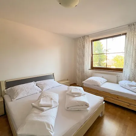 Slnecny 2-izbovy Pod Lesom, Dolny Smokovec